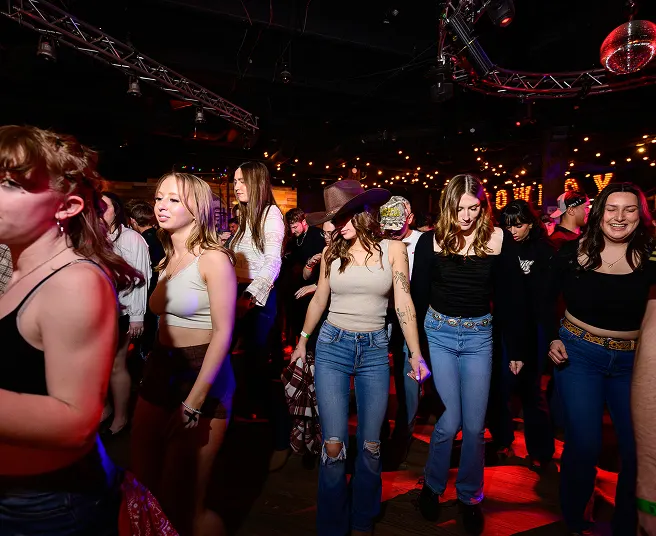 Packed dance floor at Stoney's Rockin' Country Las Vegas